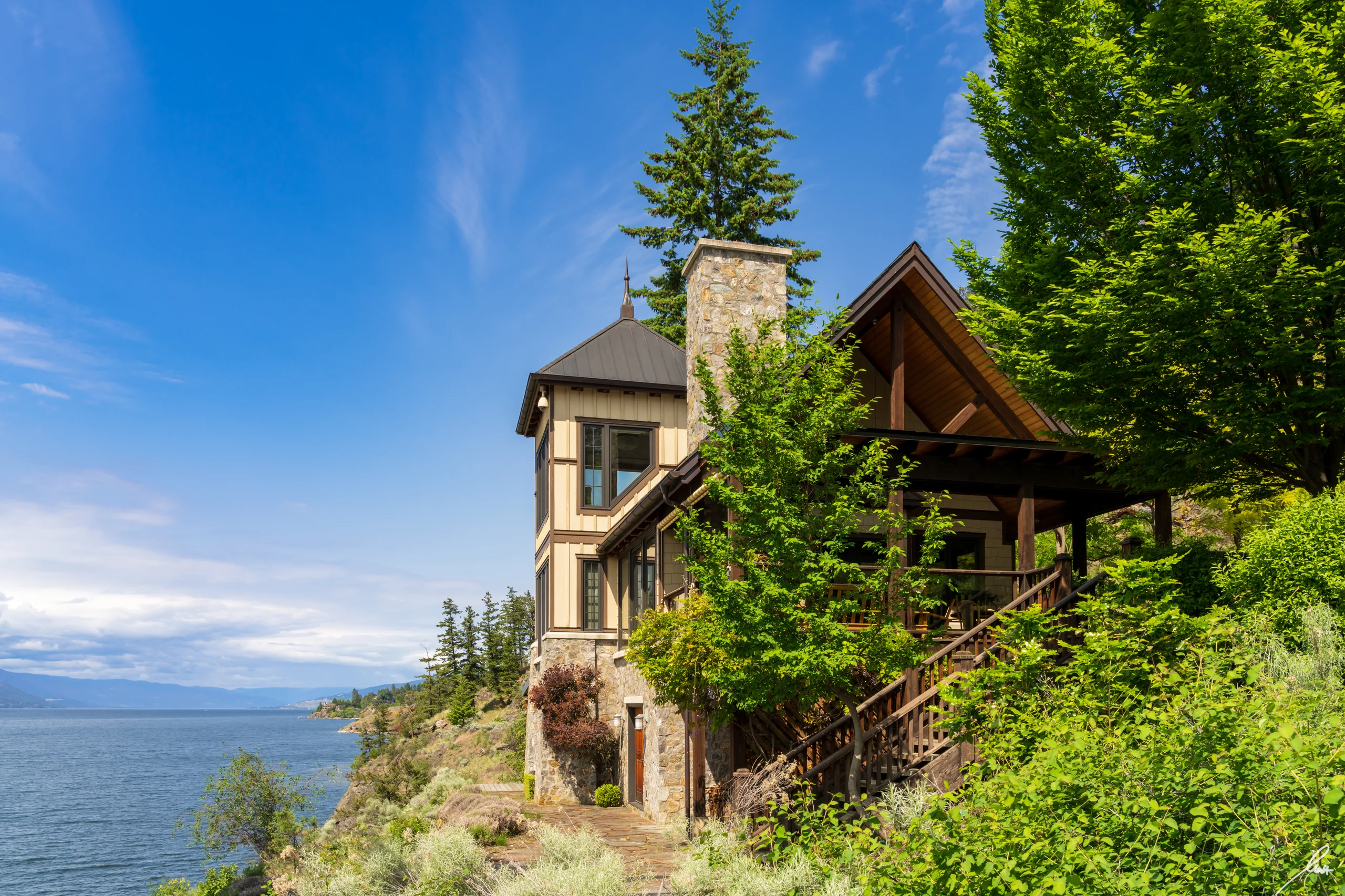 Beach House at Château Okanagan